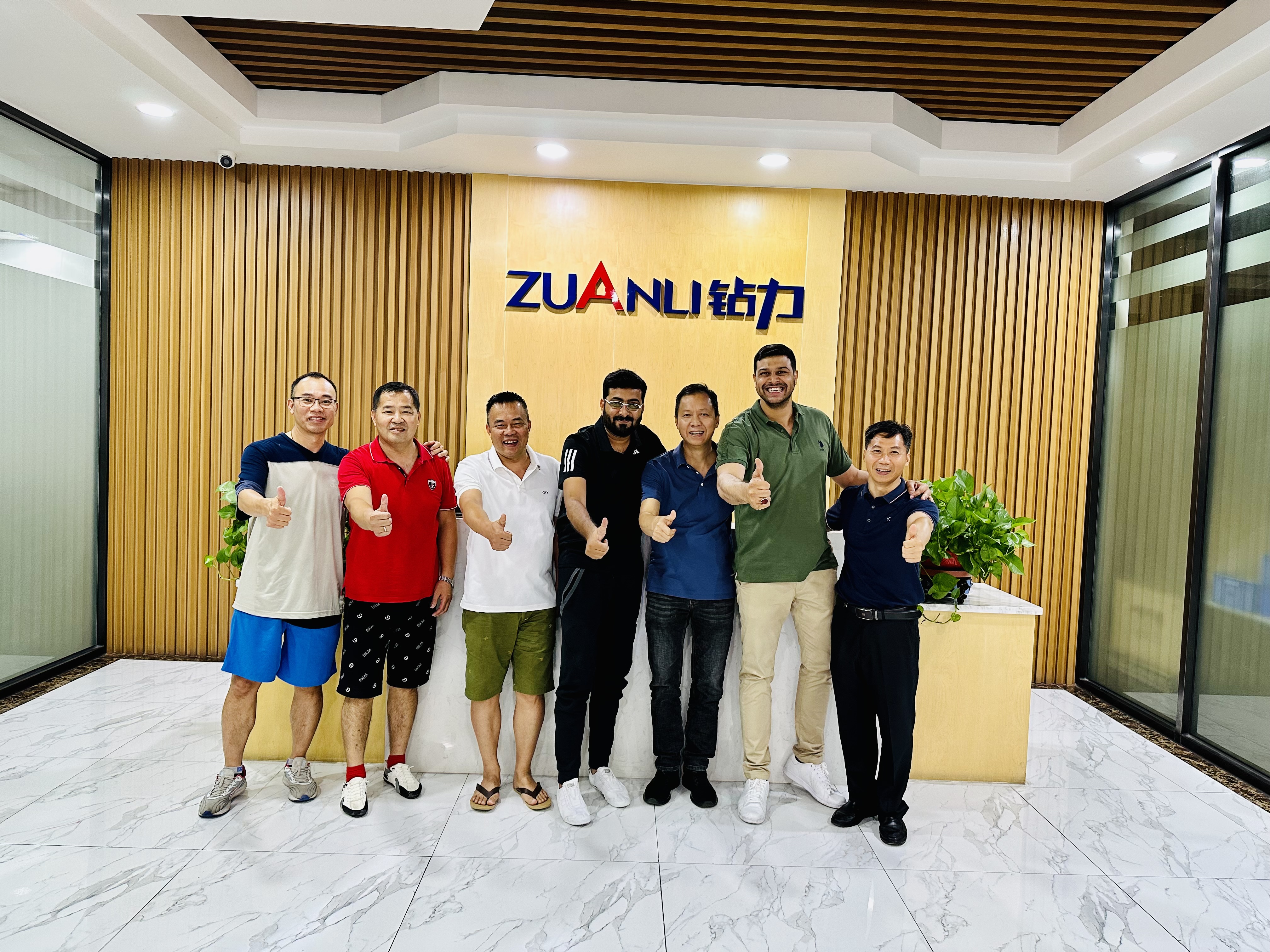 ROO Booster Pump Dealer przyjdź i odwiedź Zuani Company.