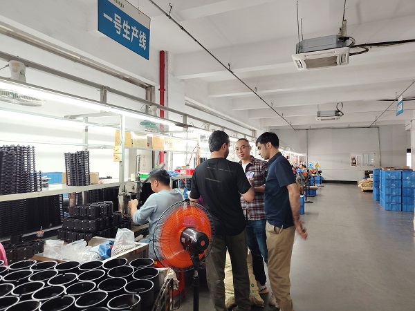 Głębokie zapytanie od nowego klienta.