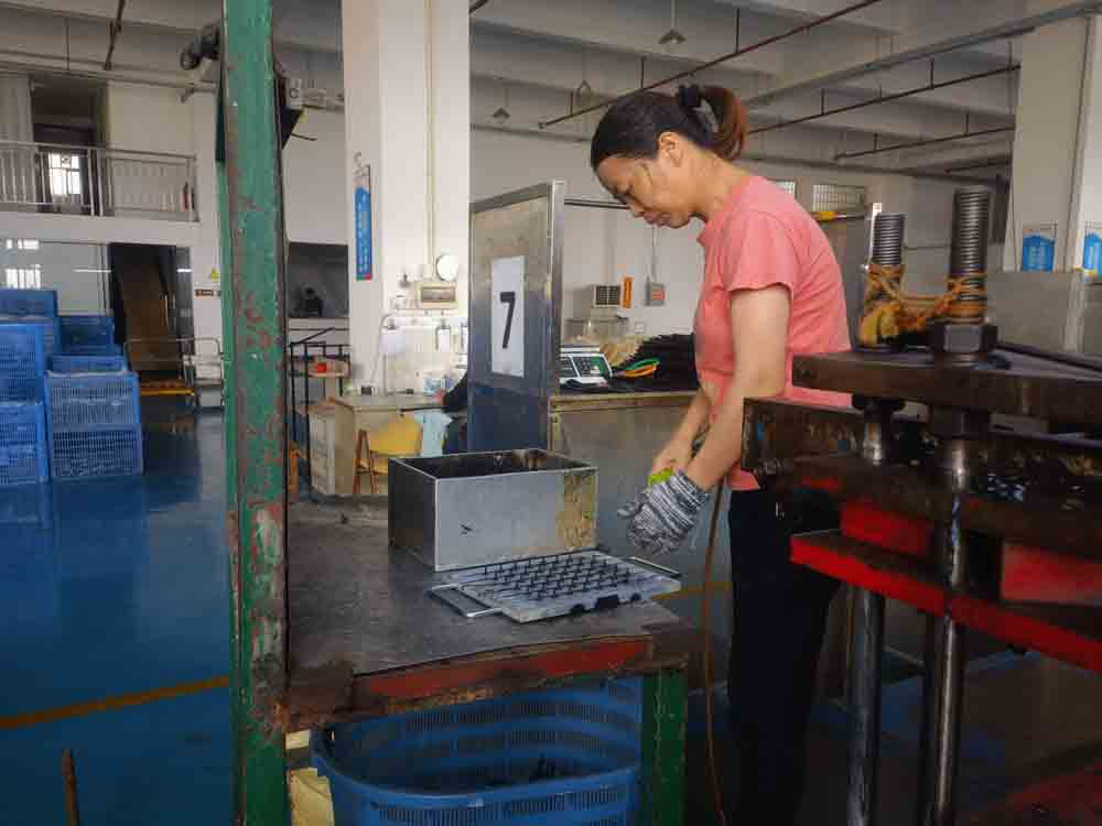 Niestandardowe części silikonowe i gumowe / Uszczelki / Uszczelki / Elementy gumowe